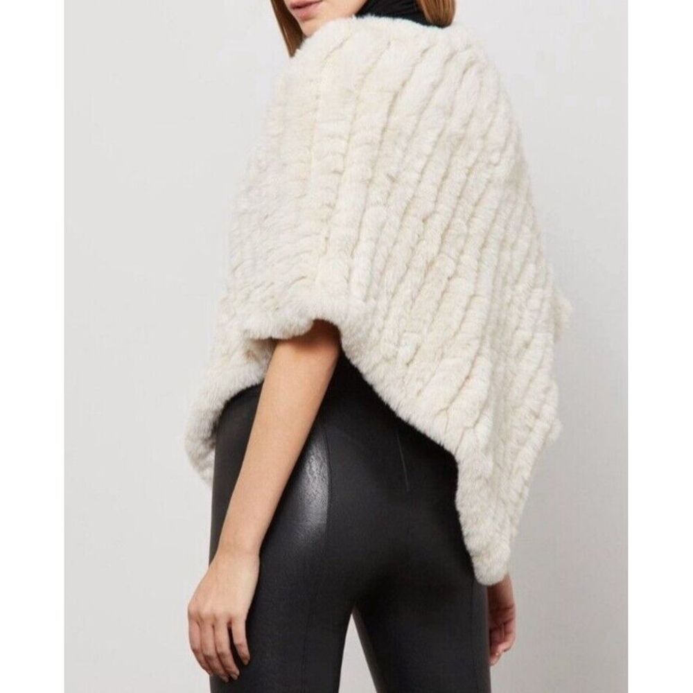 BCBGMAXAZARIA Poncho Style Faux Fur Jacket Cream Ivory Color‎ Women's Size XL - Picture 3 of 15
